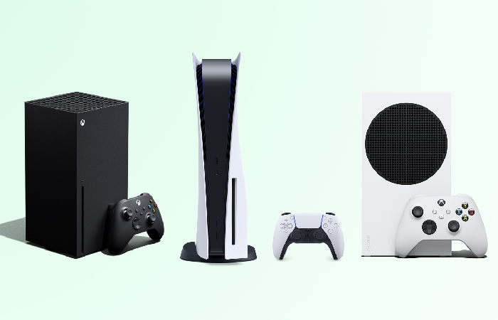 PlayStation 4 and 5, Xbox One, and Series X/S