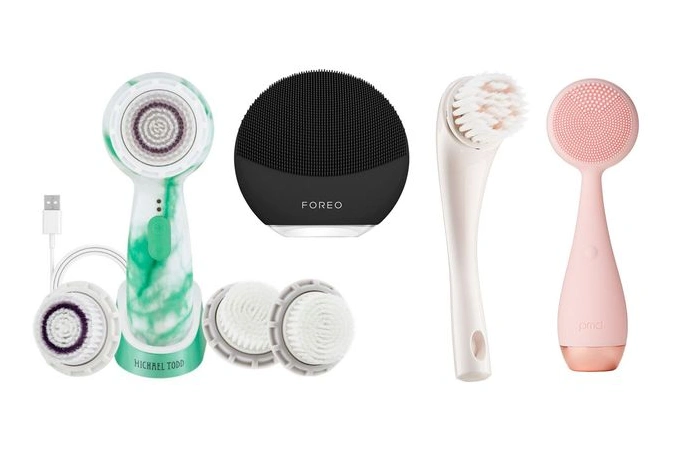 Smart Face Cleansing Brush: Tech Meets Beauty