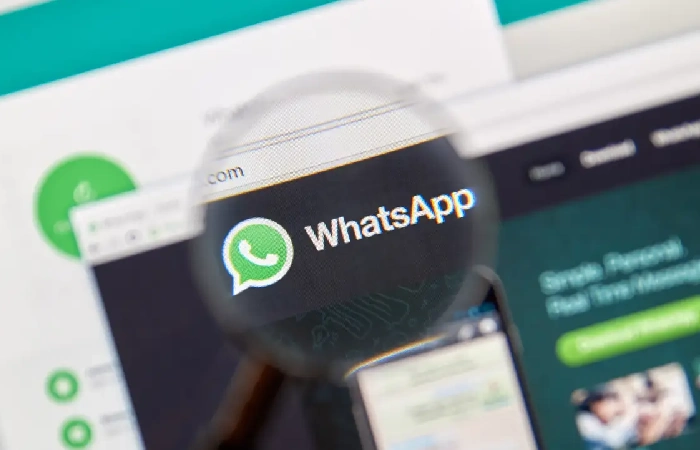 What is data roaming on WhatsApp?