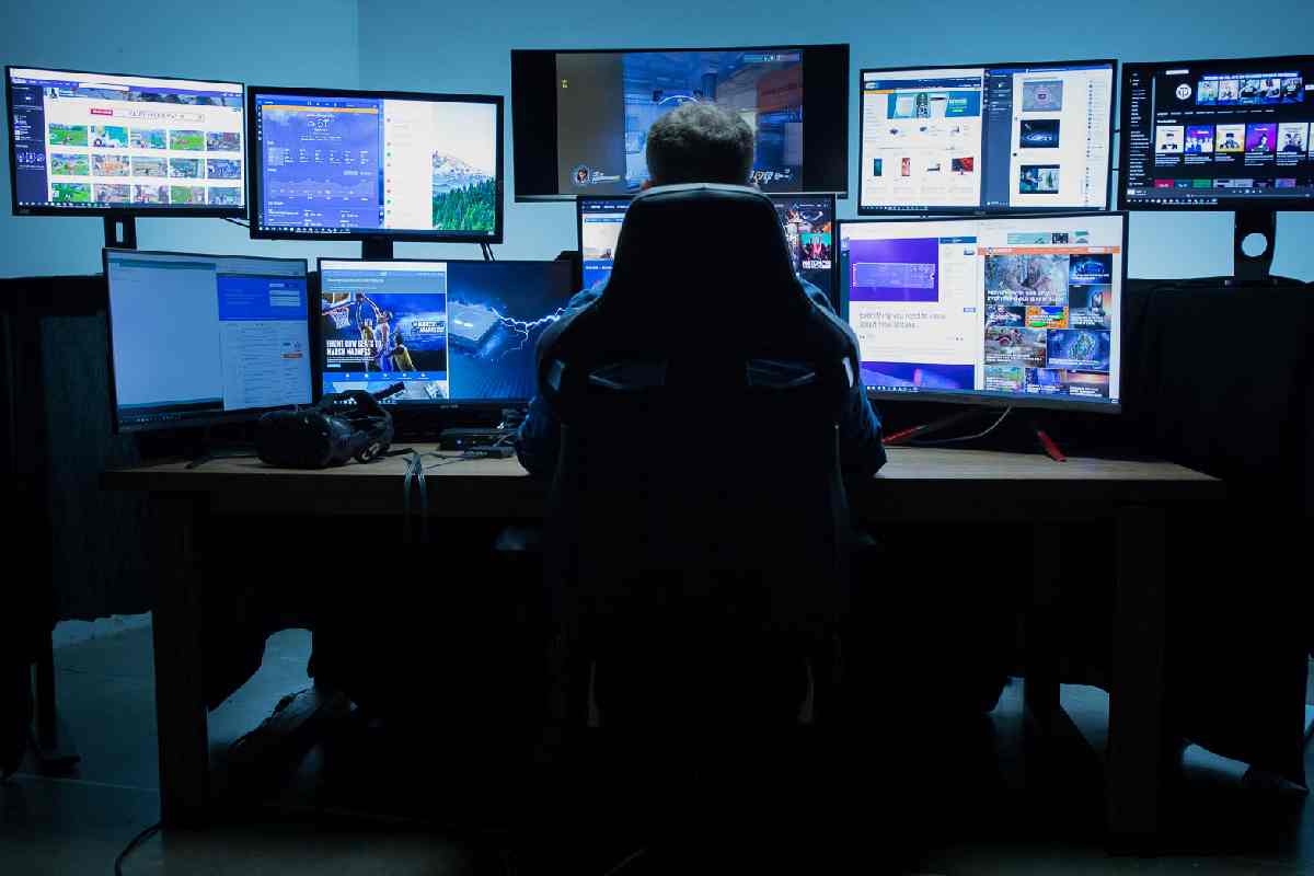 How to Pick the Best Monitor for Your PC: Key Factors to Consider 